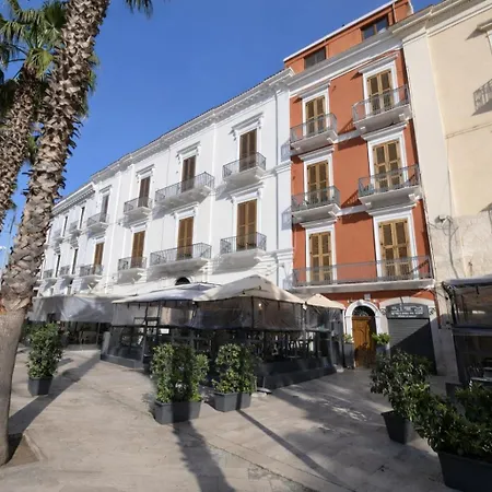 Landlord - Private Balcony * Bari