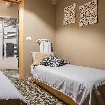 بيت للعطل Landlord باري