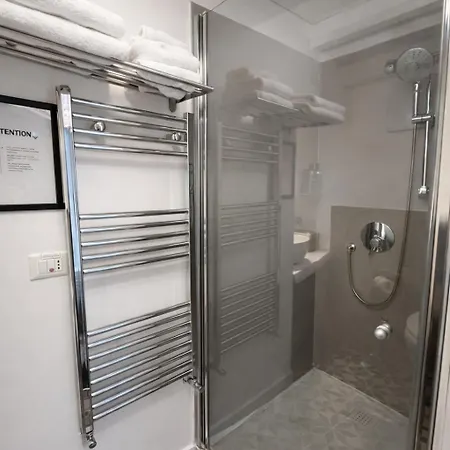 Landlord 71 - Private Balcony Feriehus Bari