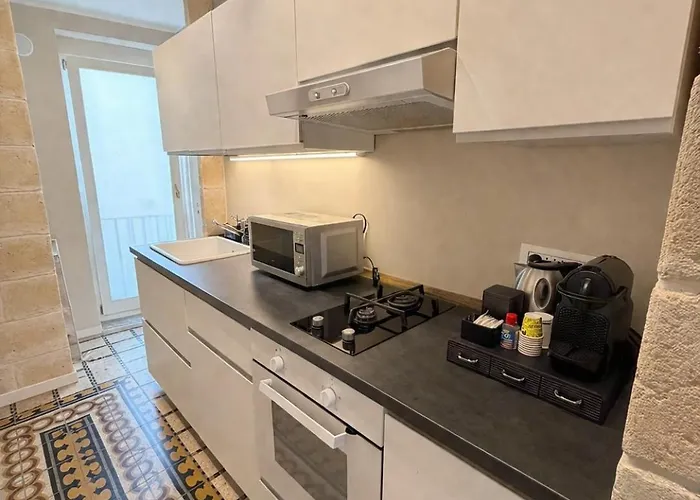 Landlord - Private Balcony Ferienhaus *