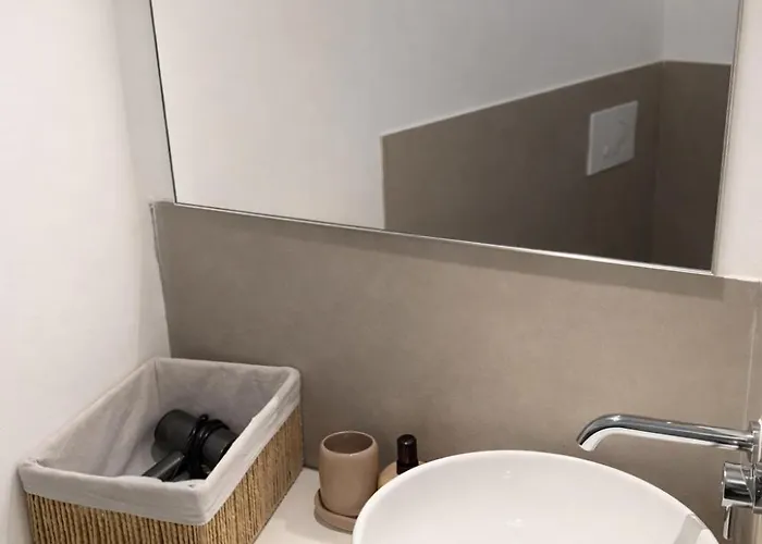 Landlord - Private Balcony Ferienhaus Bari