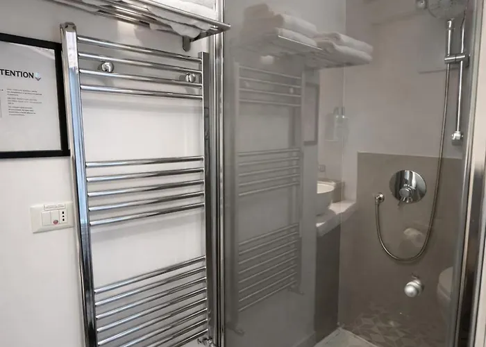 Landlord - Private Balcony Ferienhaus Bari